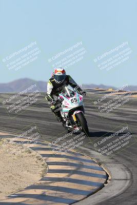 media/Dec-07-2025-CVMA (Sun) [[3e7d2de5dc]]/Race 7-Formula Lightweight Twins Shootout/